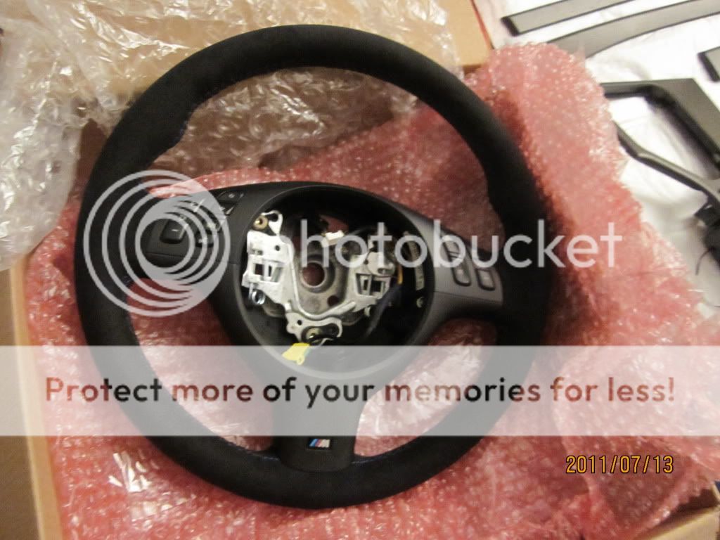 E39/E46 M sport steering wheel w/ airbag and 00 M sport steering wheel