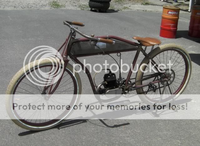 [Linked Image from i515.photobucket.com]